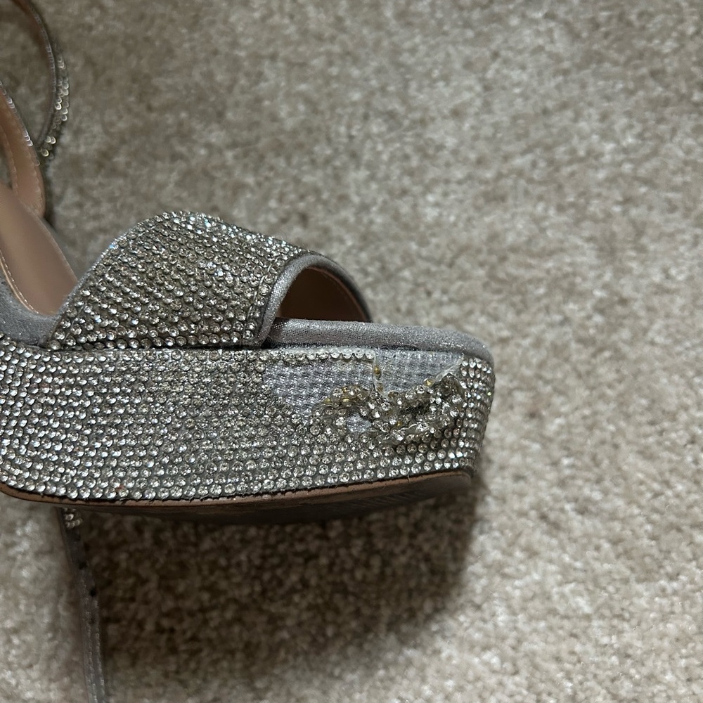 Steve Madden Silver Platform Heels - Picture 3 of 3